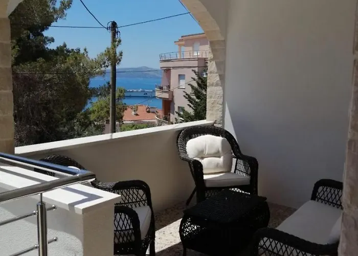 Vesna * Trogir