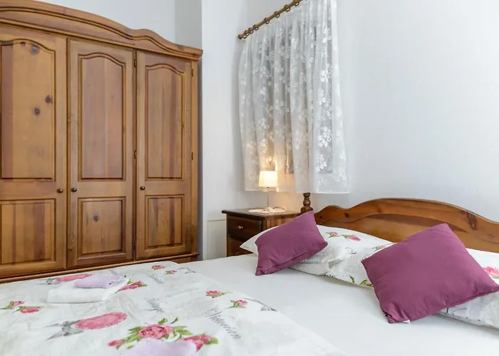 Vesna Трогир