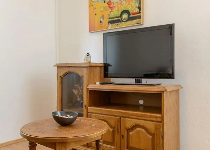 Vesna 아파트 트로기르